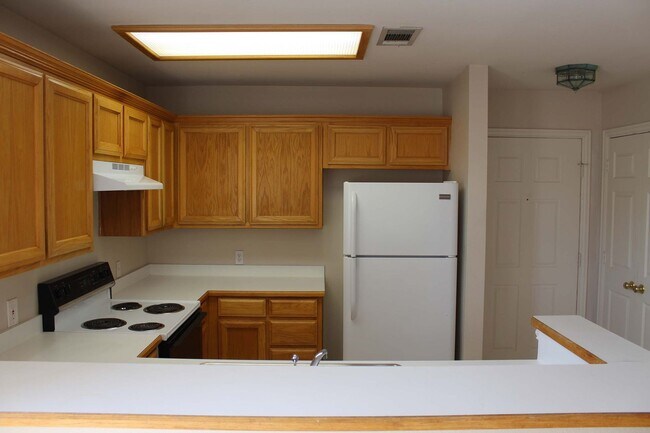Foto del edificio - Great 3 Bdrm 2 Bath 1/2 Duplex in Denton Tx