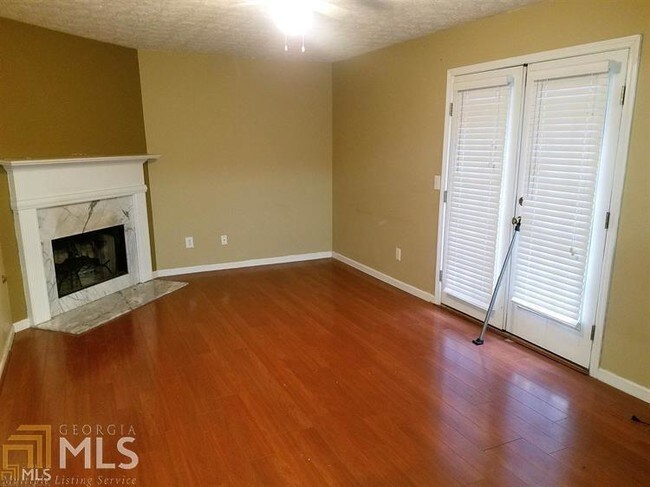 Building Photo - 5222 Biffle Rd