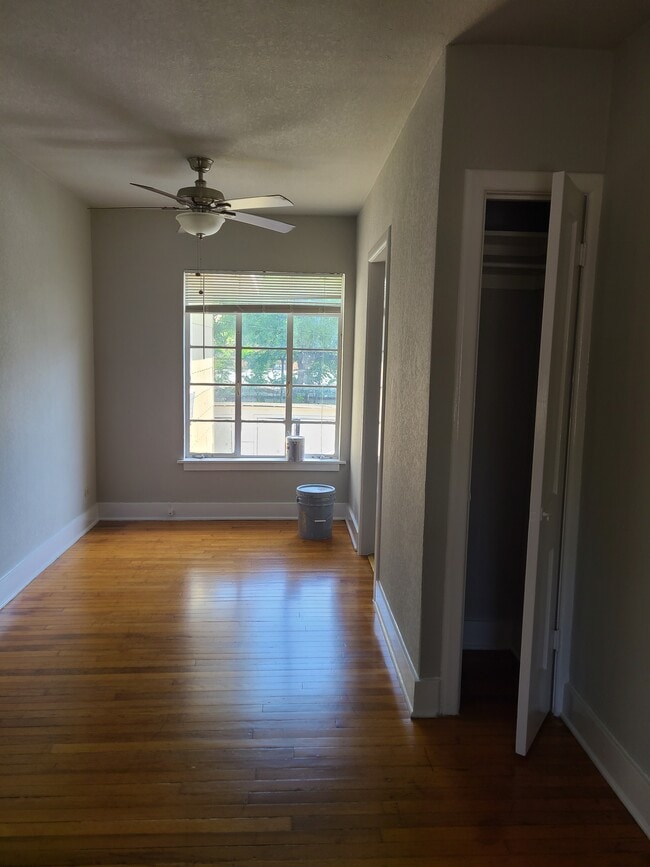 Dining room - 130 Claremont Ave