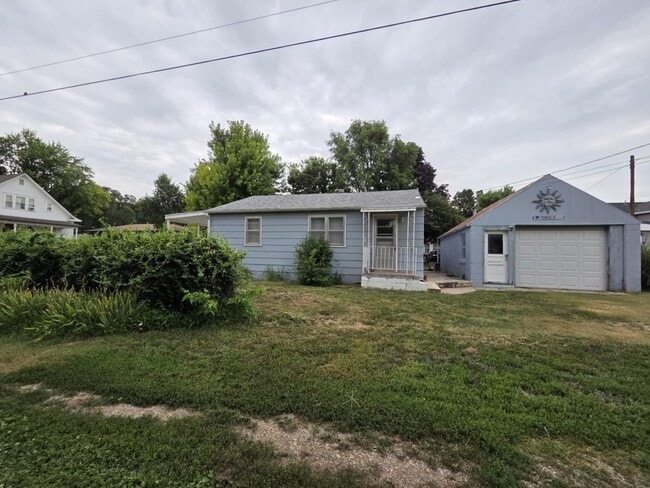 Building Photo - Spacious Home for Rent!