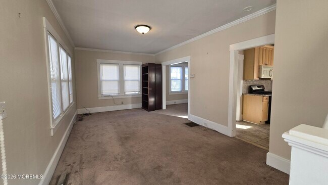 Building Photo - 16 Colfax St