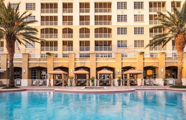 Foto del edificio - 5951 Silver King Blvd