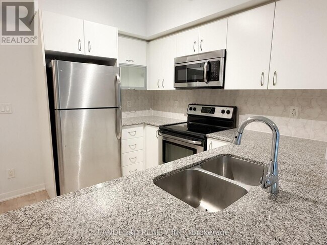 Building Photo - 69 Lynn Williams St