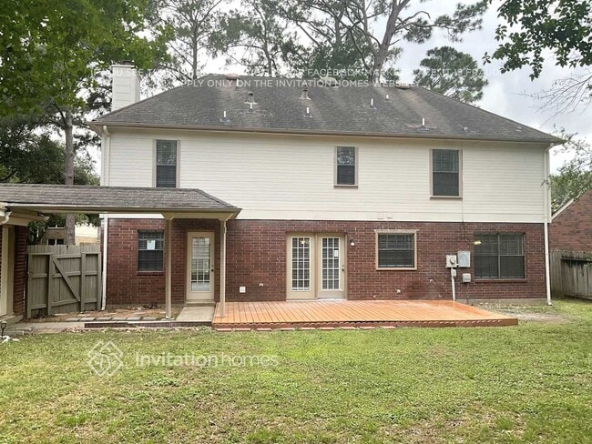 Building Photo - 17222 Shadow Valley Dr