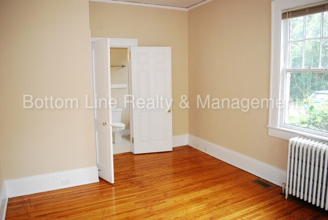 Foto del edificio - Great 1 Bedroom Apartment Ready for Rent!