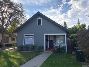 Building Photo - 330 N Shaffer St