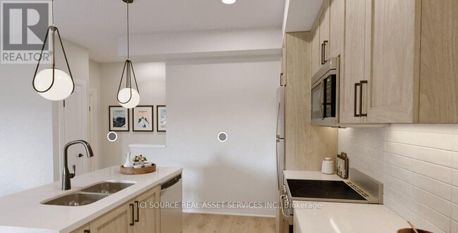 Building Photo - 1308 Creekway Private