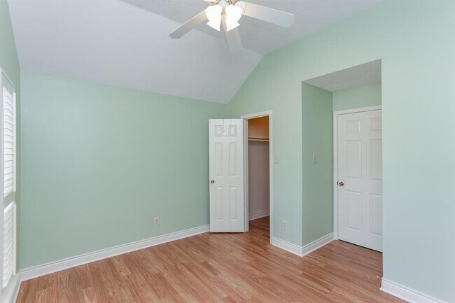 Foto del edificio - 16307 Cobble Springs Ct