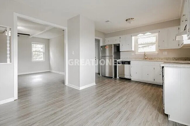 Foto del edificio - 3401 Blackstone St