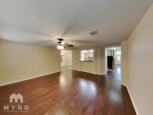 Foto del edificio - 8930 Wolff Vista