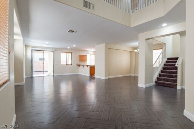 Building Photo - 10576 Bella Camrosa Dr