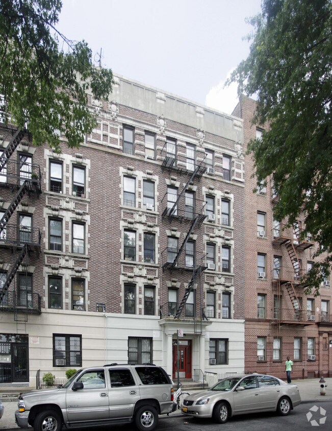 Building Photo - 377 Edgecombe Ave