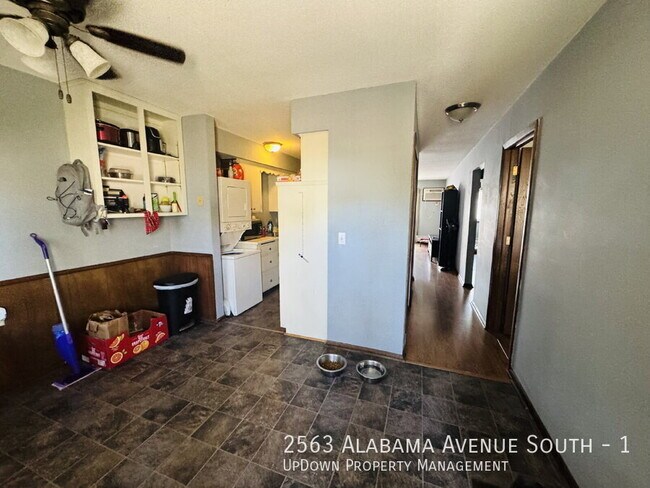 Foto del edificio - 2563 Alabama Ave S