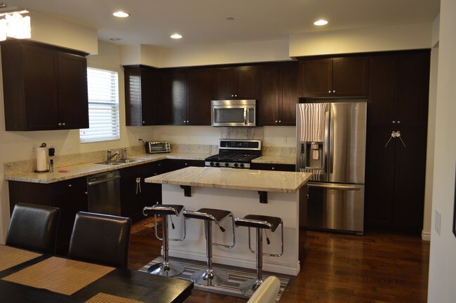 Foto del edificio - 5565 Ocean