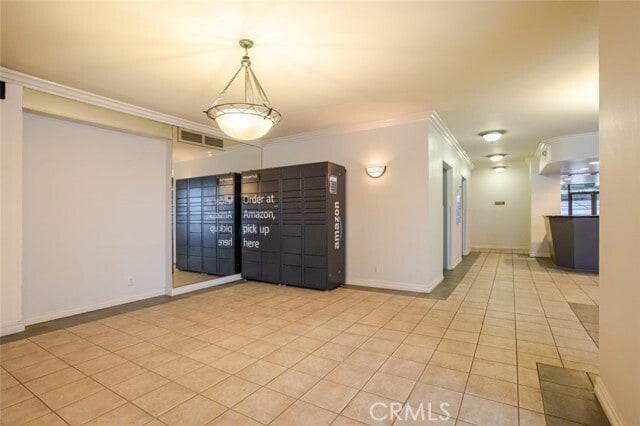 Foto del edificio - 321 S San Vicente Blvd