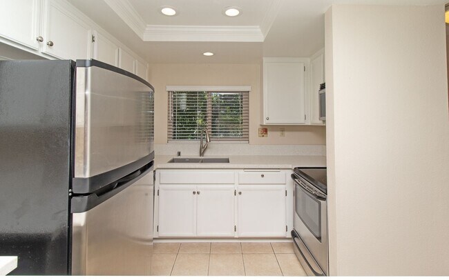 Foto del edificio - Beautiful 2 Bedroom Carlsbad Condo!