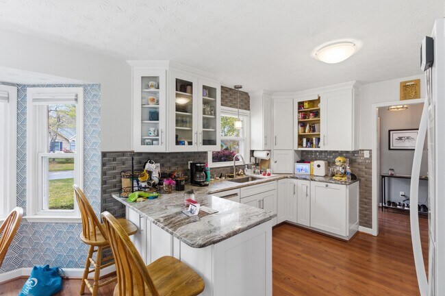 Foto del edificio - 601 Winged Foot Ct