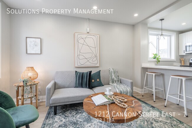 Building Photo - **Dream 2 bedroom with Modern finishes AVAILABLE Now!**