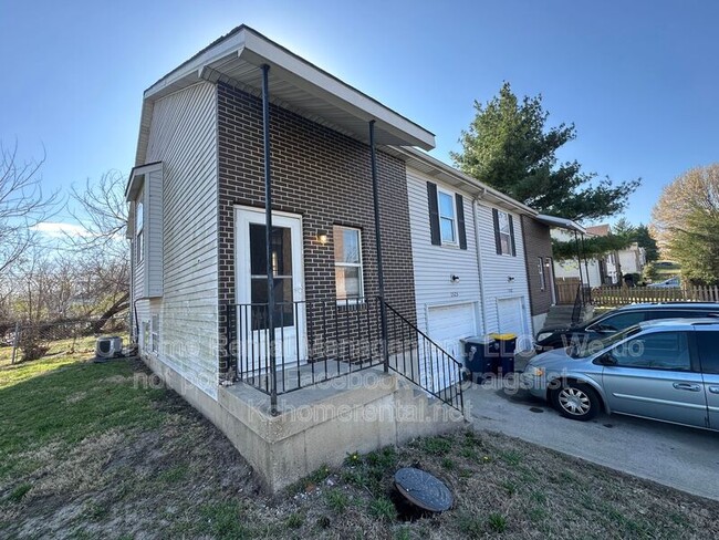 Foto del edificio - 1525 Jackson Ave