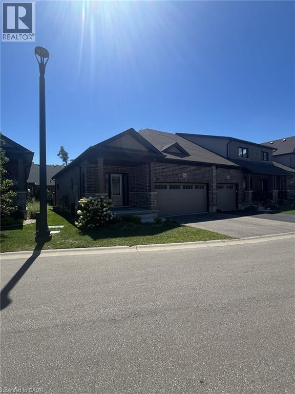 Building Photo - 14 Tamarack Way