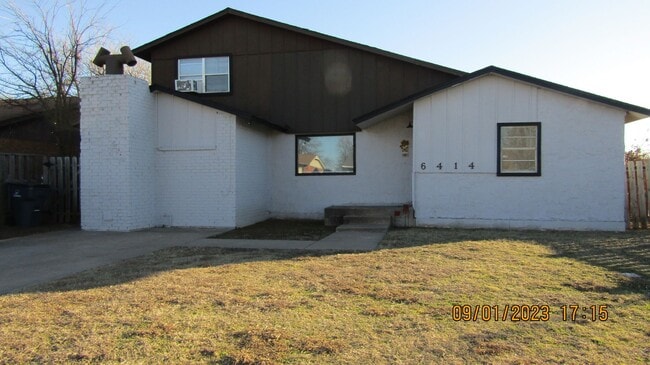 Building Photo - 6414 NW Birch Ave