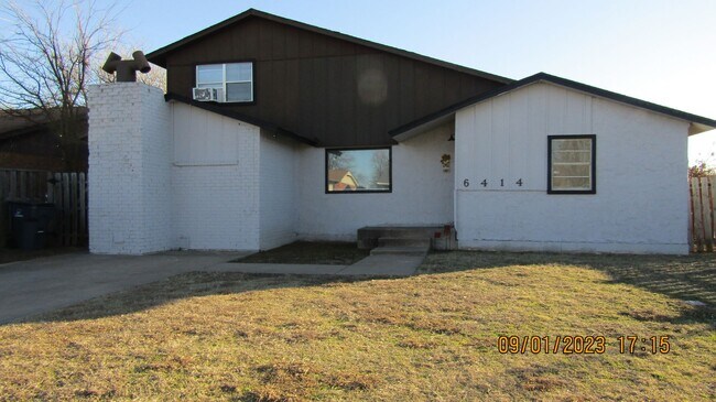 Foto del edificio - 6414 NW Birch Ave