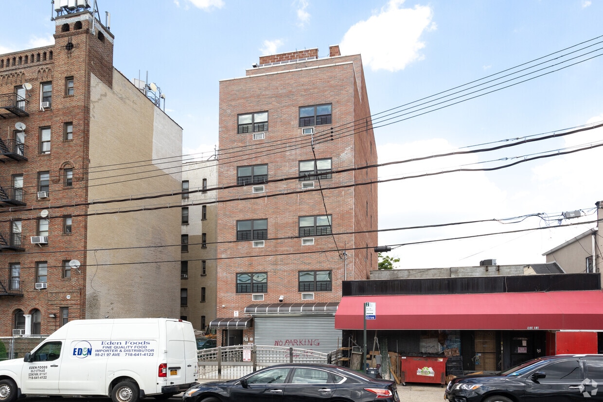 Building Photo - 103-43 120th St