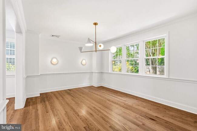 Foto del edificio - 5605 Wood Way