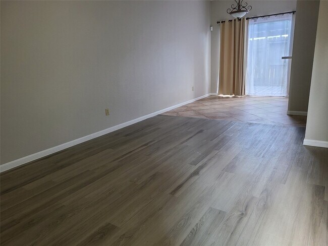 Foto del edificio - 2626 North Blvd