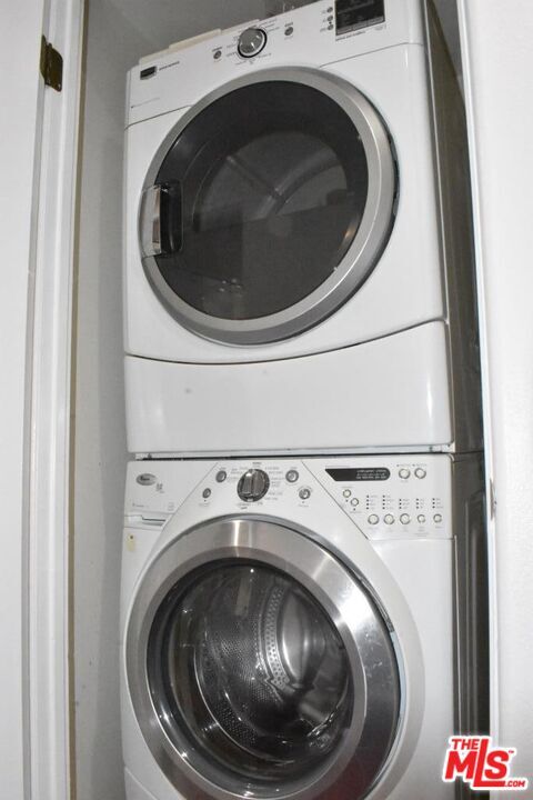 Foto del edificio - 235 S Gale Dr