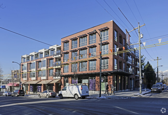 Building Photo - Midtown