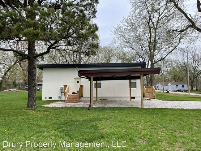 Foto del edificio - 3 br, 2 bath House - (NM) 341 W. Summit St...