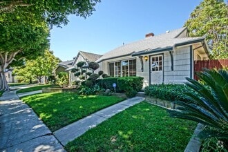 Building Photo - 11121 Garfield Ave