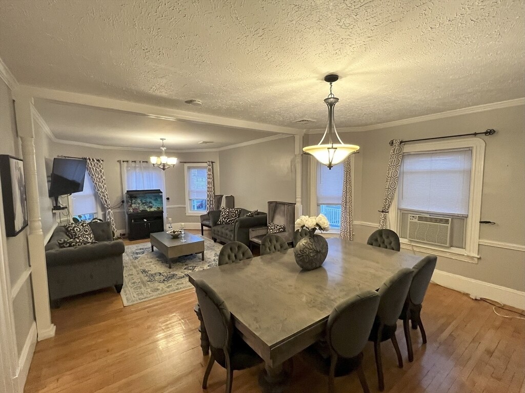 Primary Photo - 74 Weston St