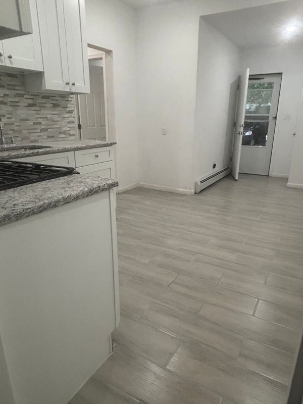 Foto del edificio - 155 16th Ave