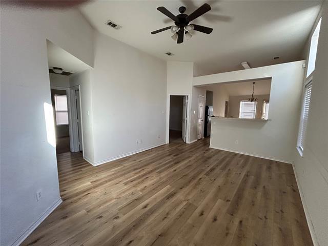 Foto del edificio - 8842 Stewart St