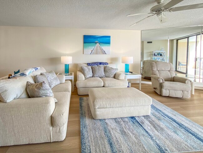 Foto del edificio - 6650 Sunset Way