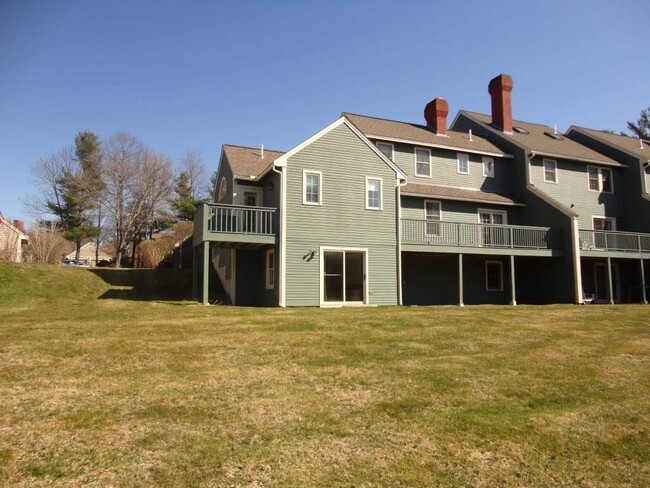 Building Photo - 18 Wright Farm Rd