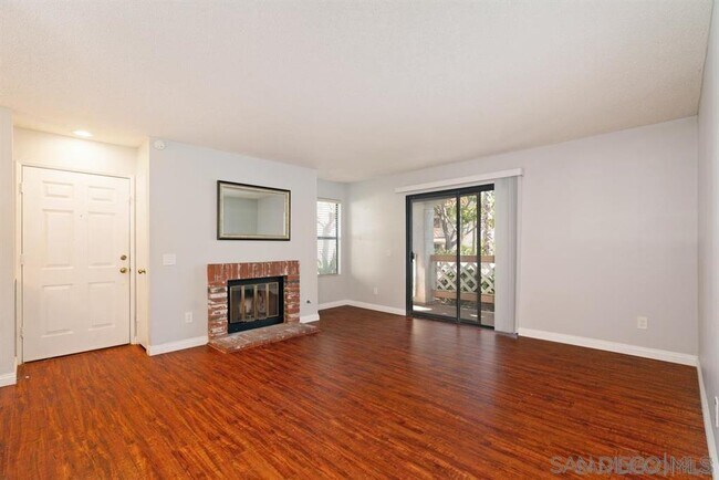 Building Photo - 9489 Fairgrove Ln