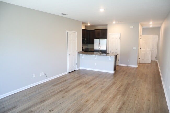 Foto del edificio - 7754 Merchants Way