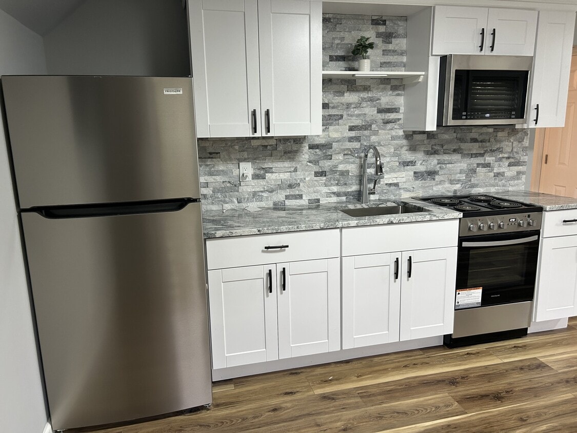 Foto principal - 47 Sequoia Dr