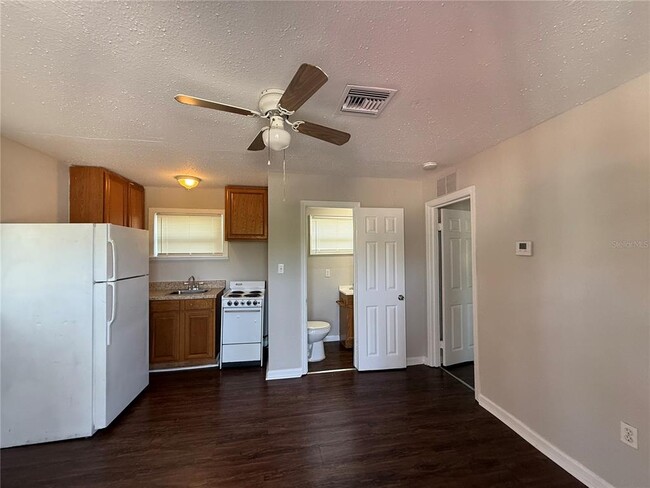 Building Photo - 610 S M.L.K. Jr Ave