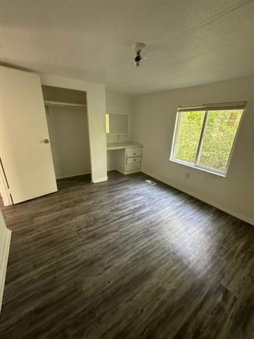 Building Photo - 109 E Prospect St