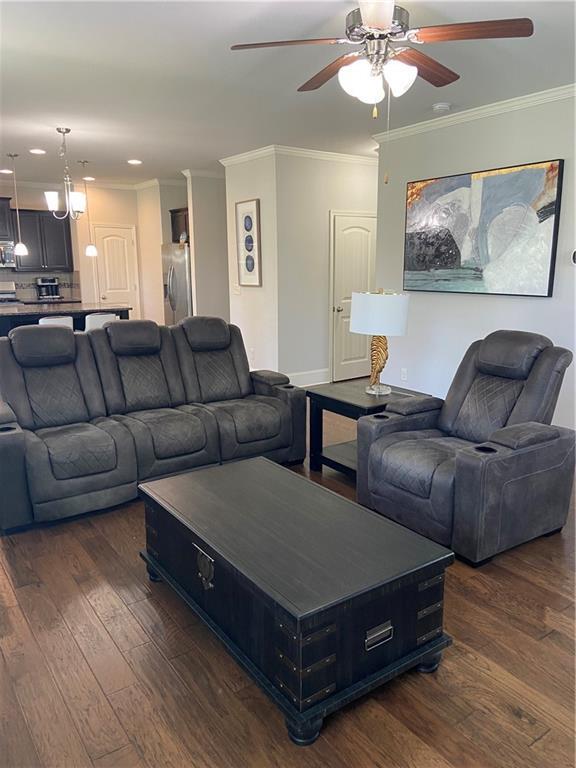 Foto del edificio - 6651 Rivergreen Rd