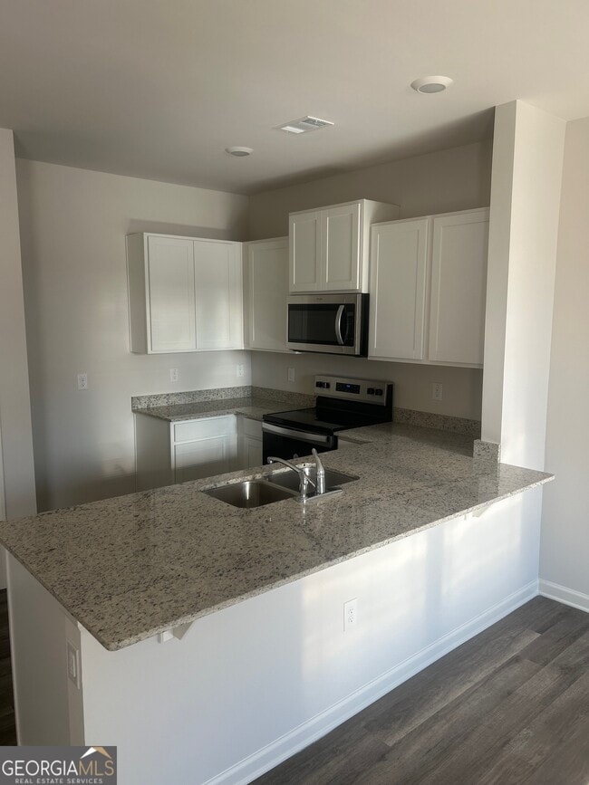 Building Photo - 1005 N 2nd Ave NW