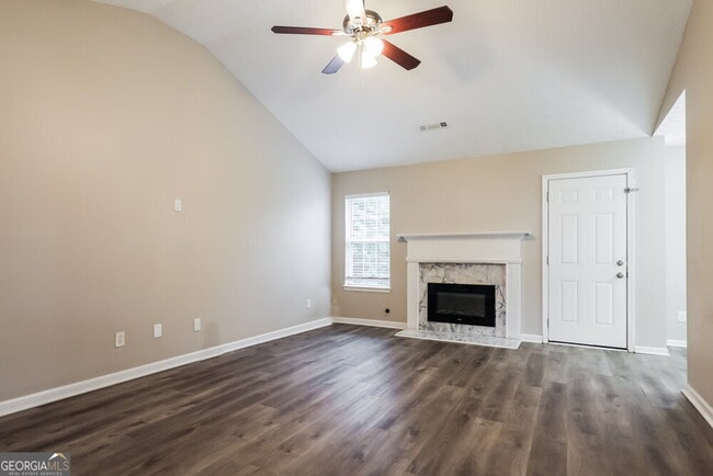 Building Photo - 9046 Jenni Cir