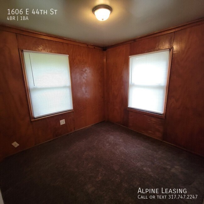 Building Photo - 1606 E 44th St