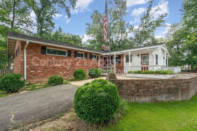 Foto del edificio - 4311 Ferry Landing Rd