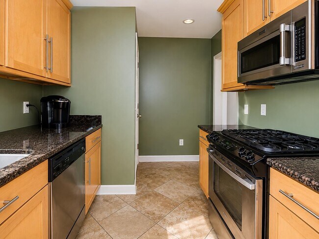 Foto del edificio - 4618 Willow Rd