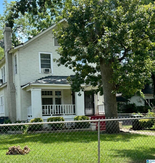 Building Photo - 1337 Alabama Ave SW